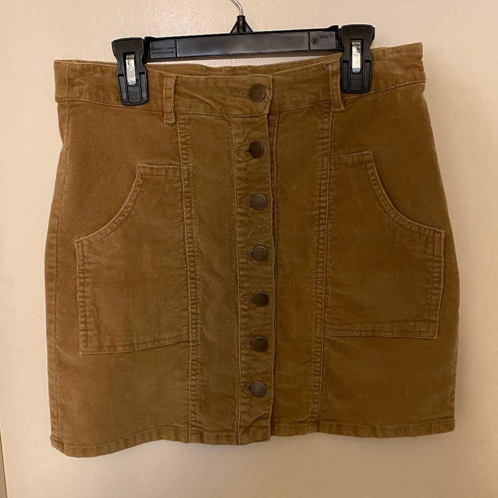 Women's tan button up skirt